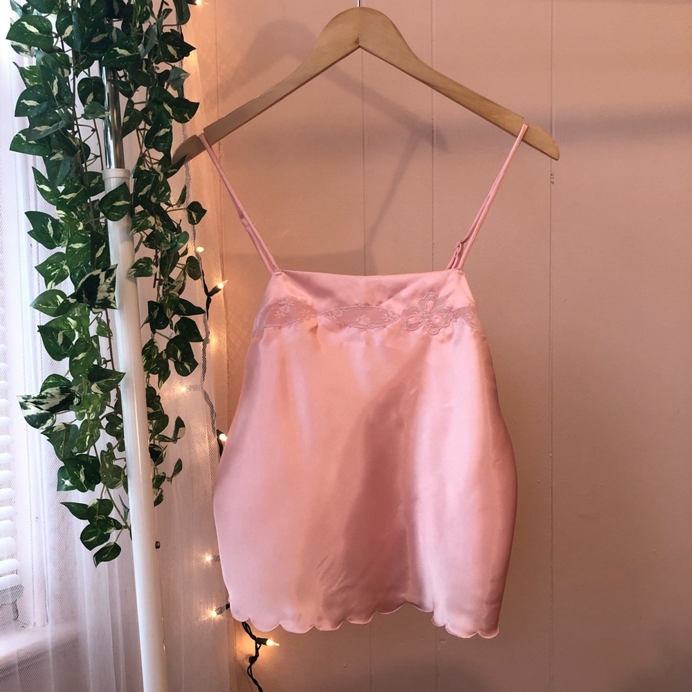 🌻3 for $15 sale🌻Beautiful Silky Lingerie Top